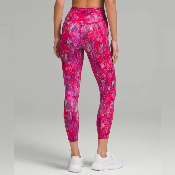 Lululemon NWT Women’s Fast And Free HR Tight 25” Pockets. Pow Pink Multi. Size 2 - Picture 2 of 16